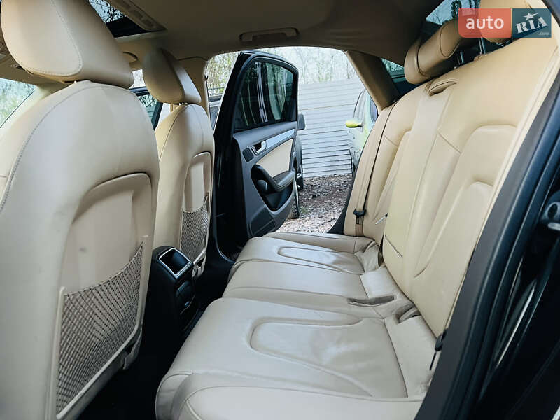 Седан Audi A4 2012 в Харькове