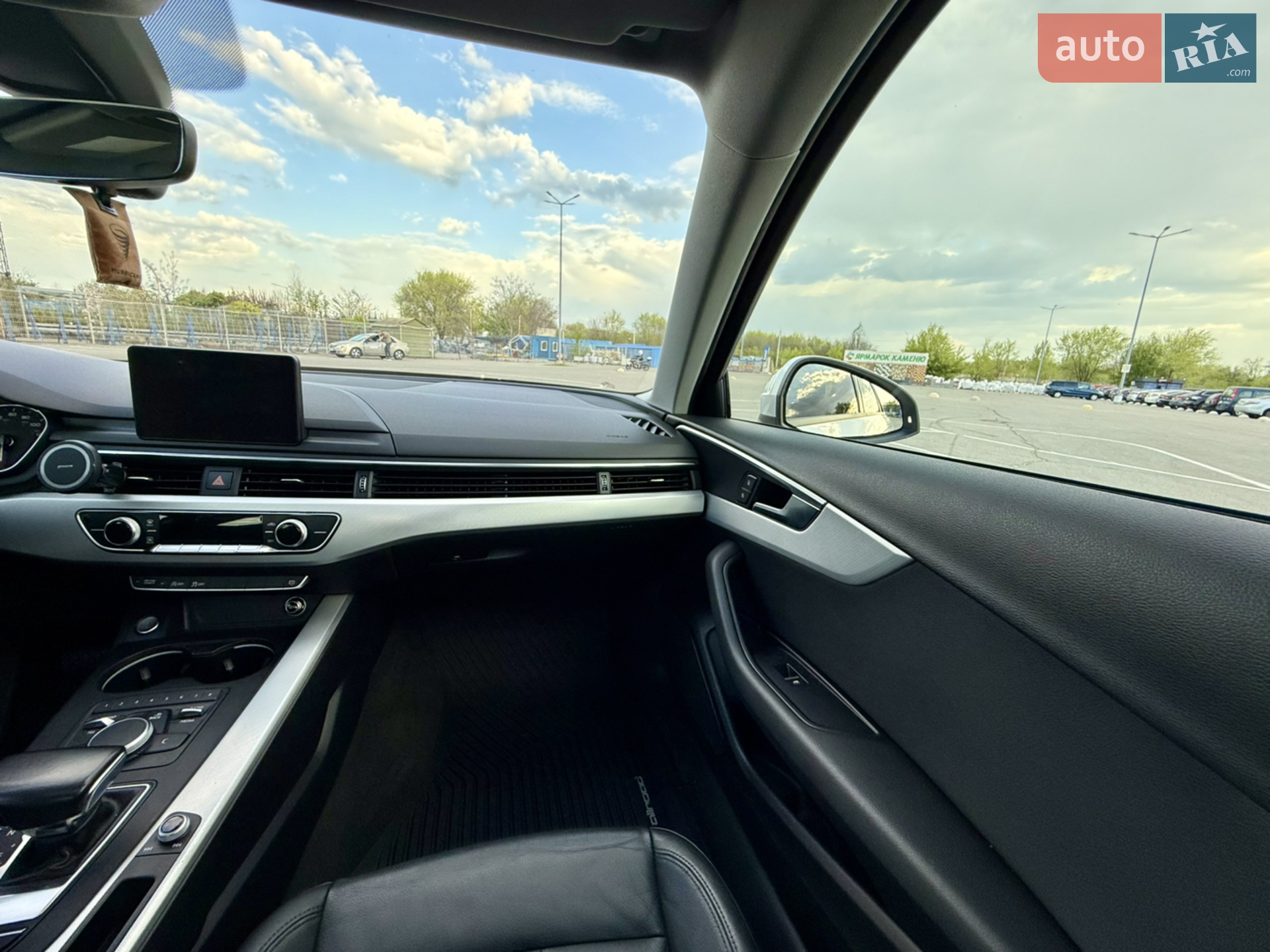 2016 Audi A4 - мініатюра 12