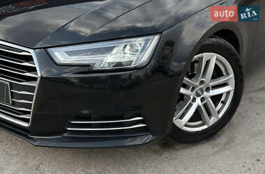Универсал Audi A4 2018 в 