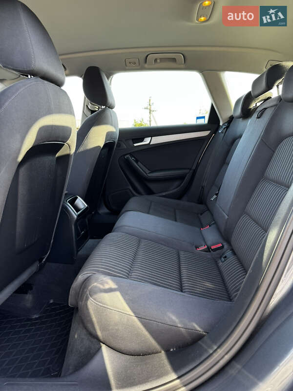 Универсал Audi A4 2012 в Черновцах