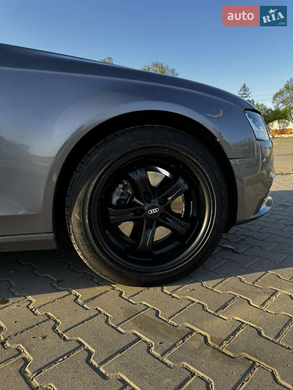 Универсал Audi A4 2012 в Черновцах