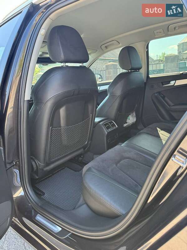 Універсал Audi A4 2015 в Звягелі