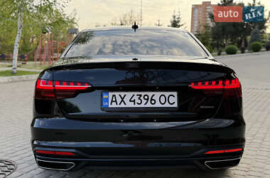 Седан Audi A4 2021 в 