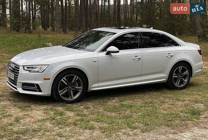 Седан Audi A4 2017 в Ровно