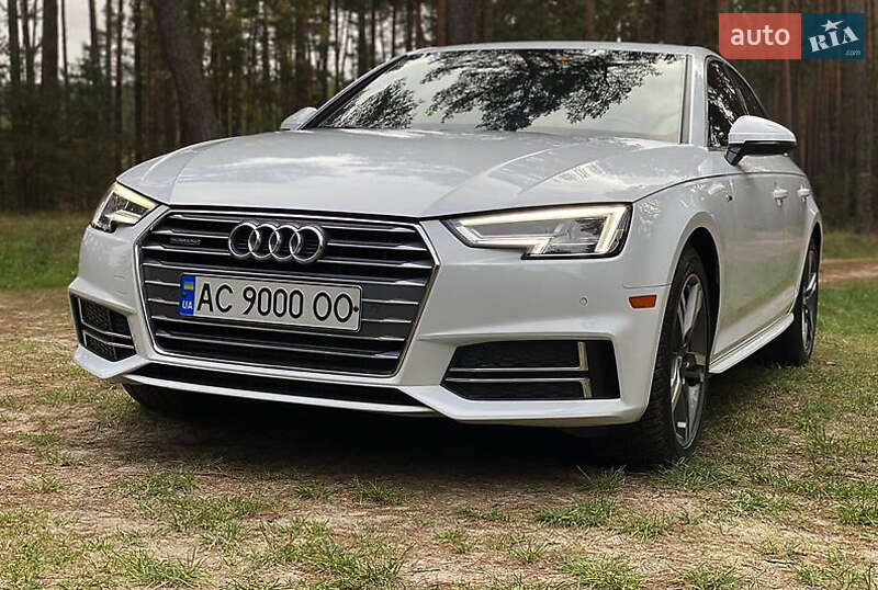 Седан Audi A4 2017 в Ровно