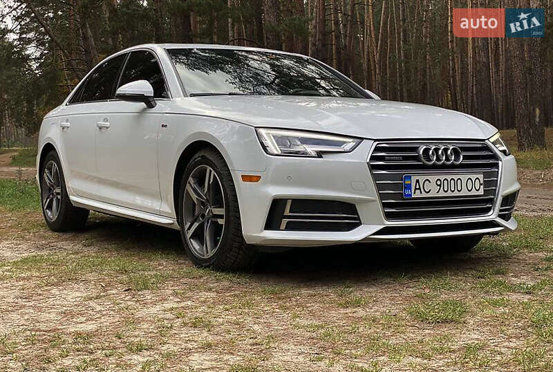 Седан Audi A4 2017 в Ровно
