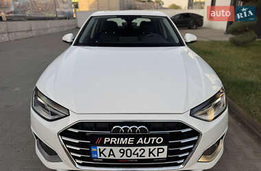 Седан Audi A4 2020 в 