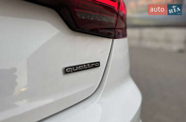 Седан Audi A4 2020 в 