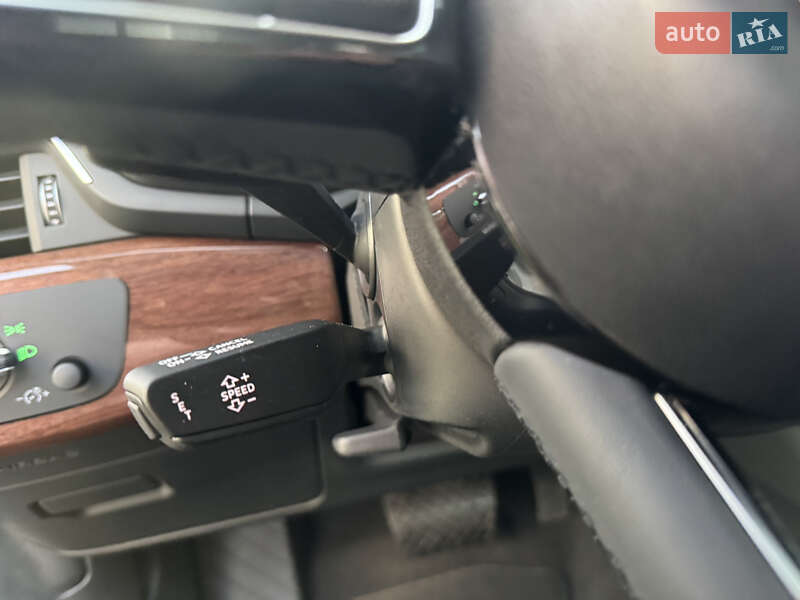 Седан Audi A4 2020 в Києві