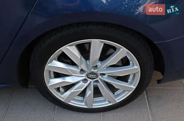 Седан Audi A4 2017 в 