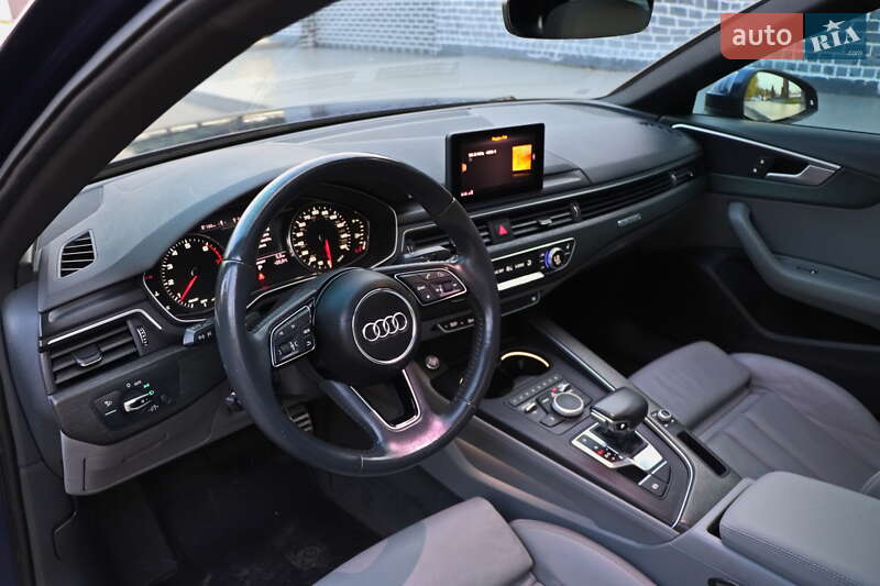 Седан Audi A4 2017 в Кременчуге