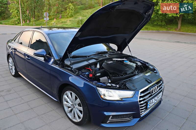 Седан Audi A4 2017 в Кременчуге
