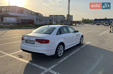 Седан Audi A4 2013 в 