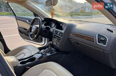 Седан Audi A4 2013 в 