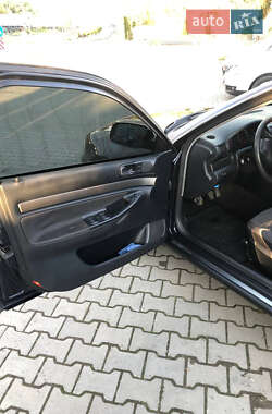 Седан Audi A4 2000 в 