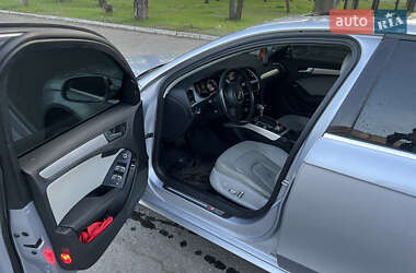 Седан Audi A4 2015 в 