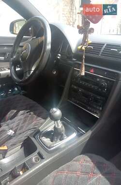 Седан Audi A4 2001 в 