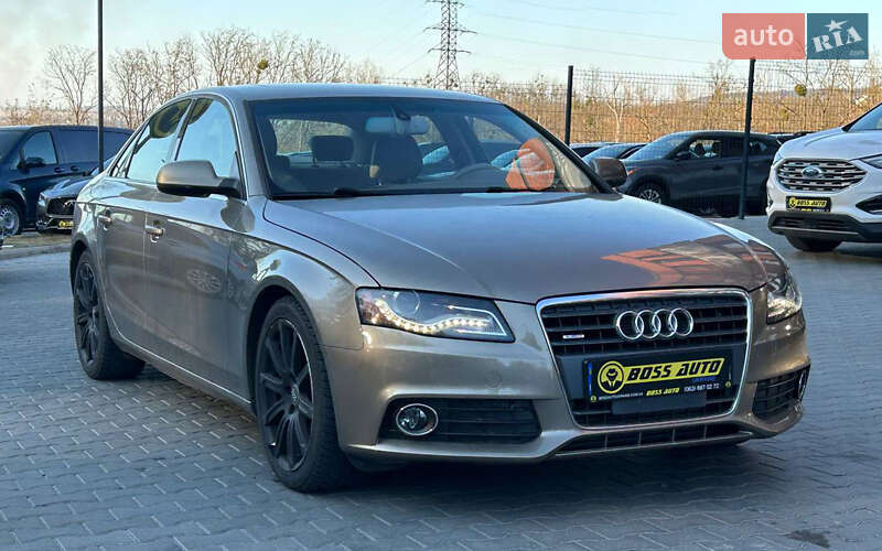 Седан Audi A4 2010 в 
