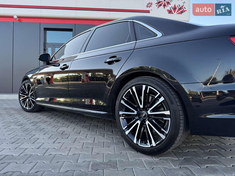 Седан Audi A4 2016 в Кривому Розі