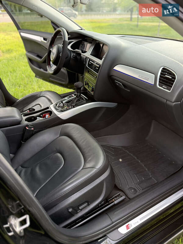 Седан Audi A4 2011 в Днепре