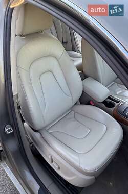 Седан Audi A4 2010 в 