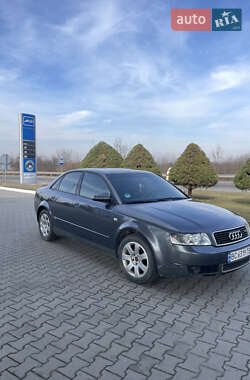 Седан Audi A4 2002 в Жовкве