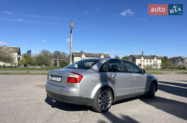 Седан Audi A4 2002 в Дубні