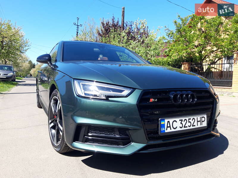 Седан Audi A4 2016 в Луцке фото 32 Седан Audi A4 2016 в Луцке