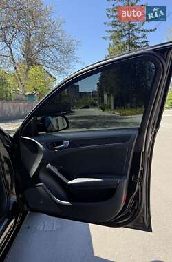 Седан Audi A4 2011 в 