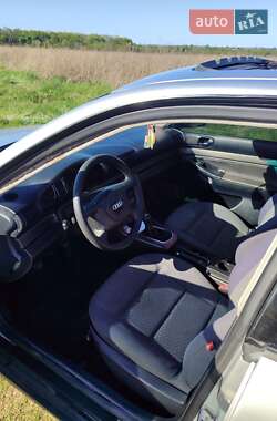 Седан Audi A4 1999 в 