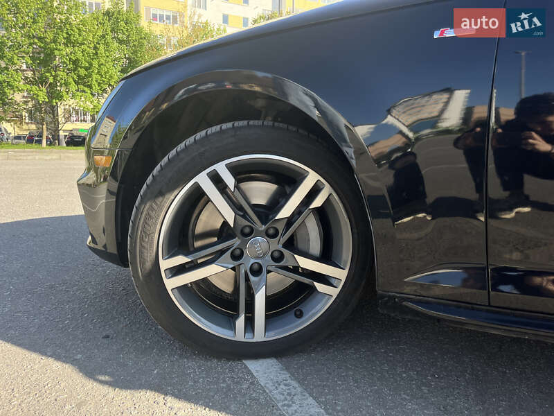Седан Audi A4 2017 в Ивано-Франковске