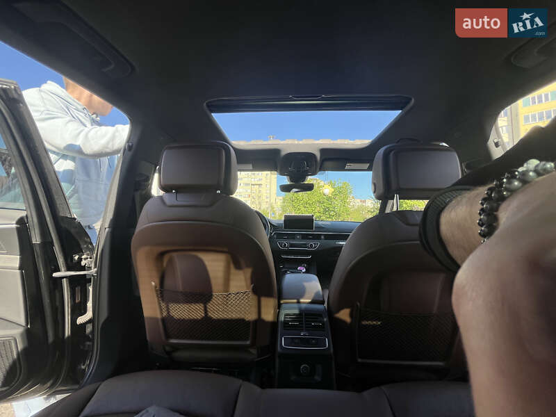 Седан Audi A4 2017 в Ивано-Франковске