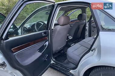 Седан Audi A4 1995 в 