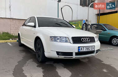Седан Audi A4 2001 в 
