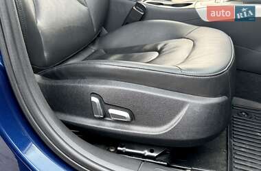 Седан Audi A4 2012 в 