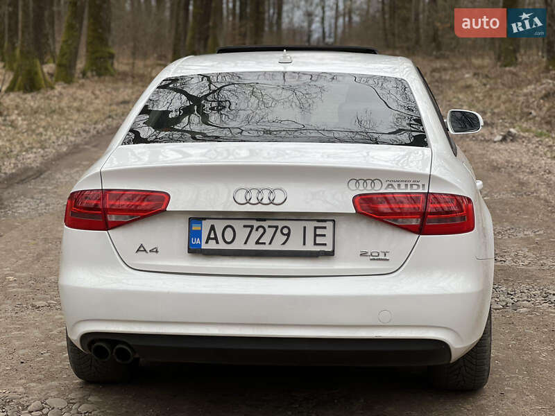 Седан Audi A4 2013 в Хусте