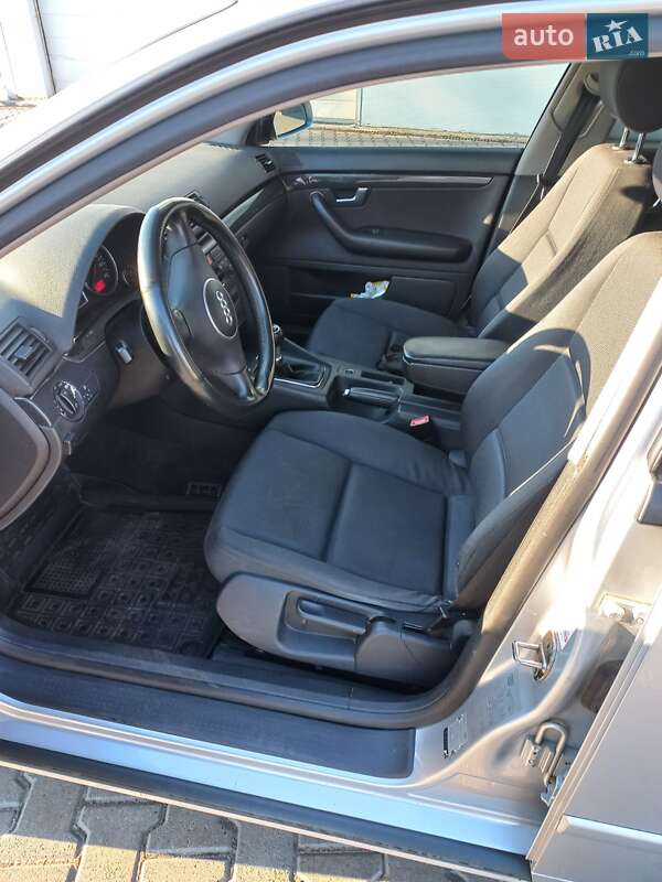Универсал Audi A4 2004 в Гостомеле
