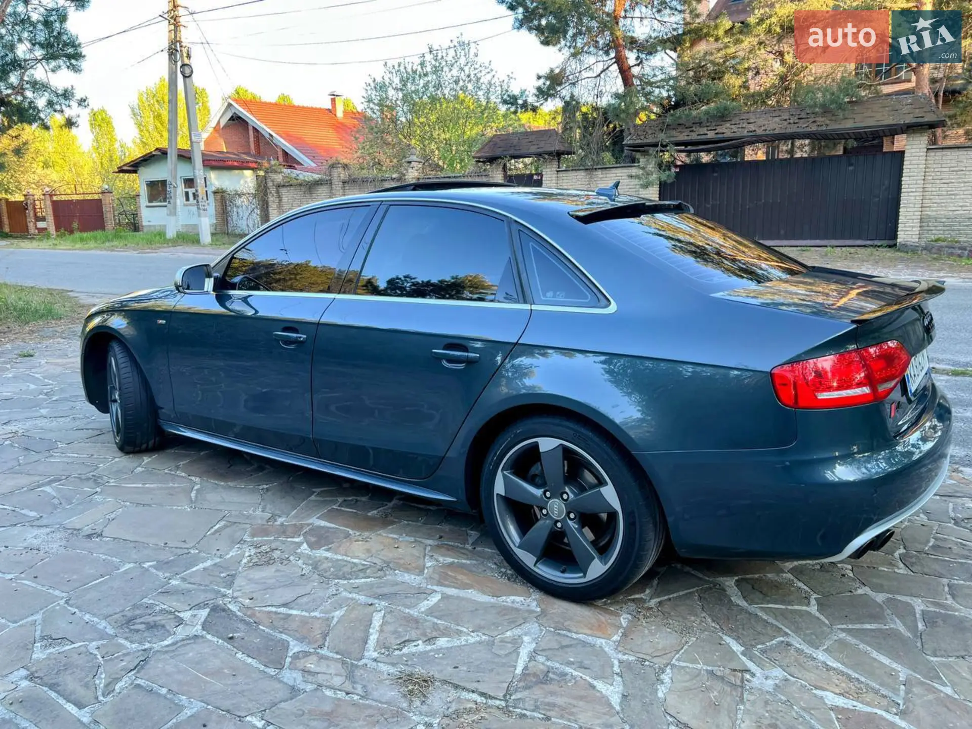 2011 Audi A4 - мініатюра 3