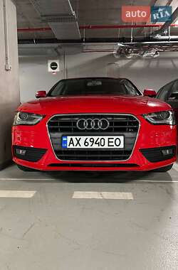 Седан Audi A4 2012 в Харькове