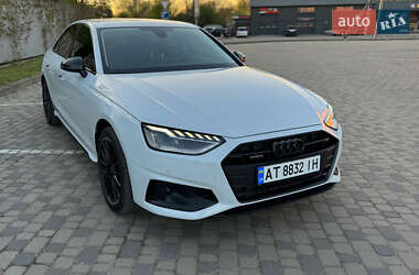 Седан Audi A4 2020 в 