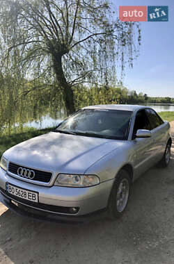 Седан Audi A4 1999 в 