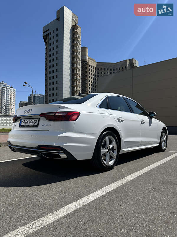 Седан Audi A4 2024 в Киеве