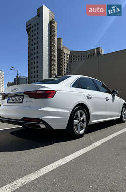 Седан Audi A4 2024 в 