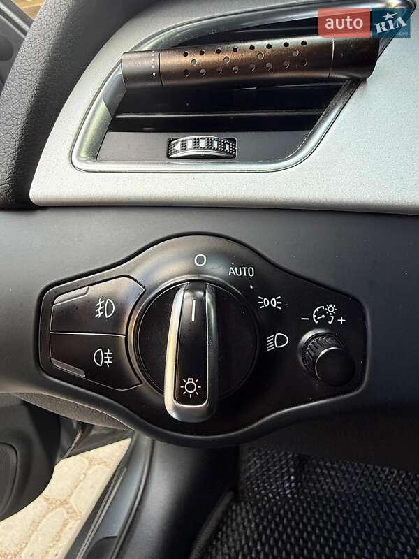 Седан Audi A4 2015 в Кропивницькому