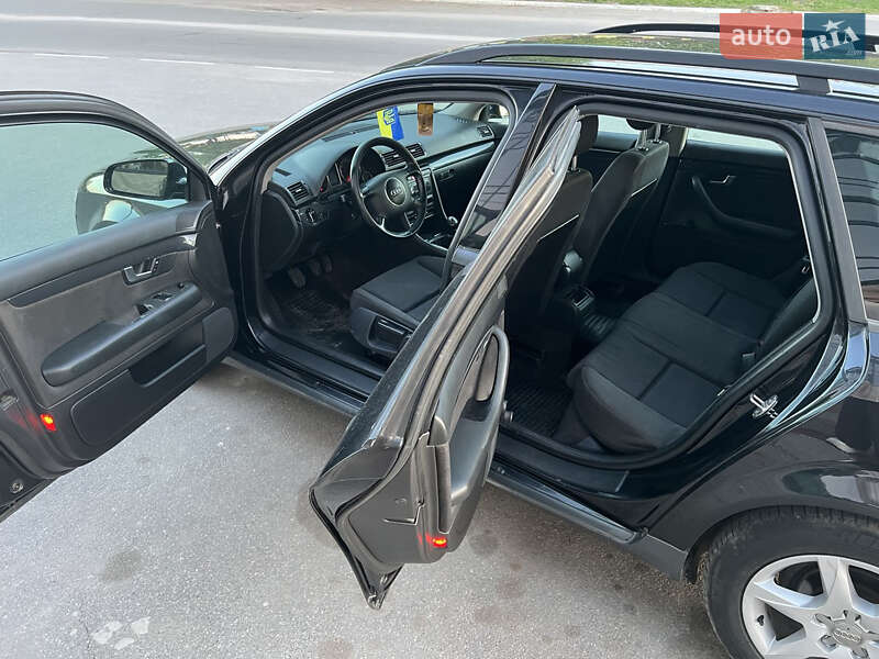 Универсал Audi A4 2003 в Калиновке