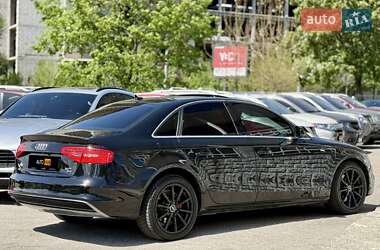 Седан Audi A4 2014 в 