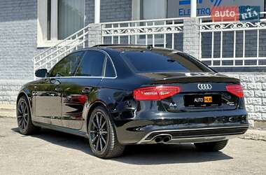 Седан Audi A4 2014 в 