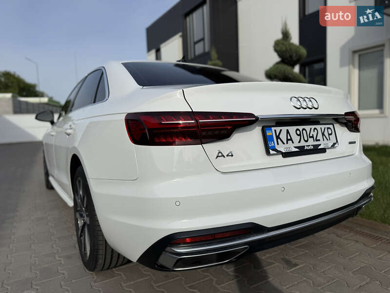 Седан Audi A4 2020 в Києві