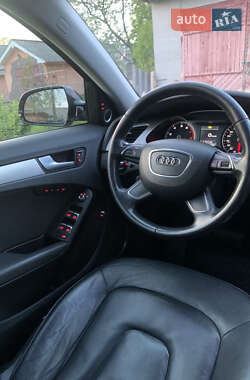 Седан Audi A4 2013 в 