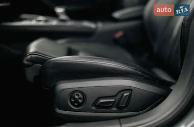 Седан Audi A4 2016 в 